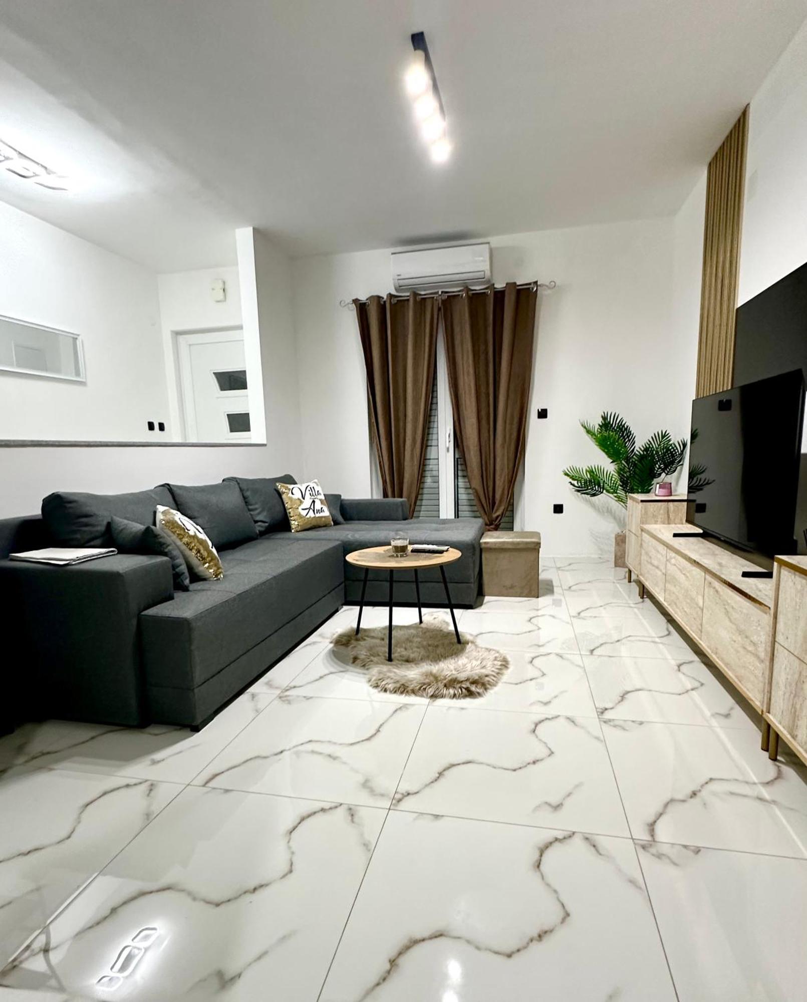 Villa Ana Kaštel Sućurac Kültér fotó