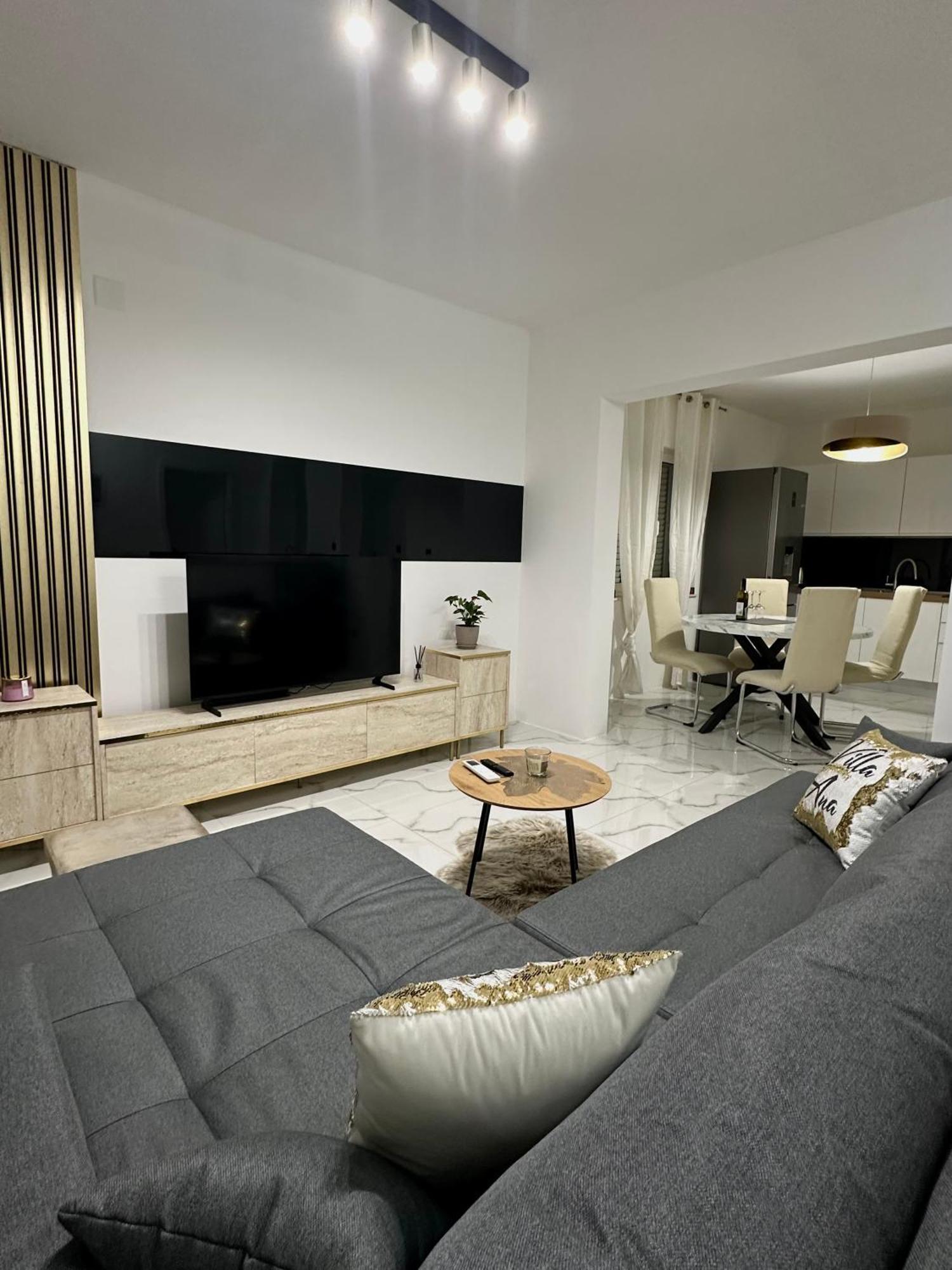 Villa Ana Kaštel Sućurac Kültér fotó